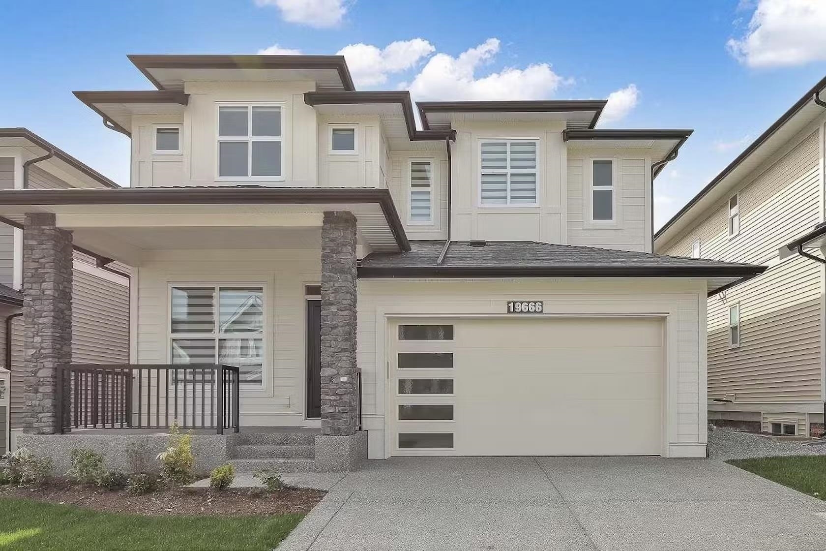 Property Photo: 19666 75 Avenue BC V2Y 3R9