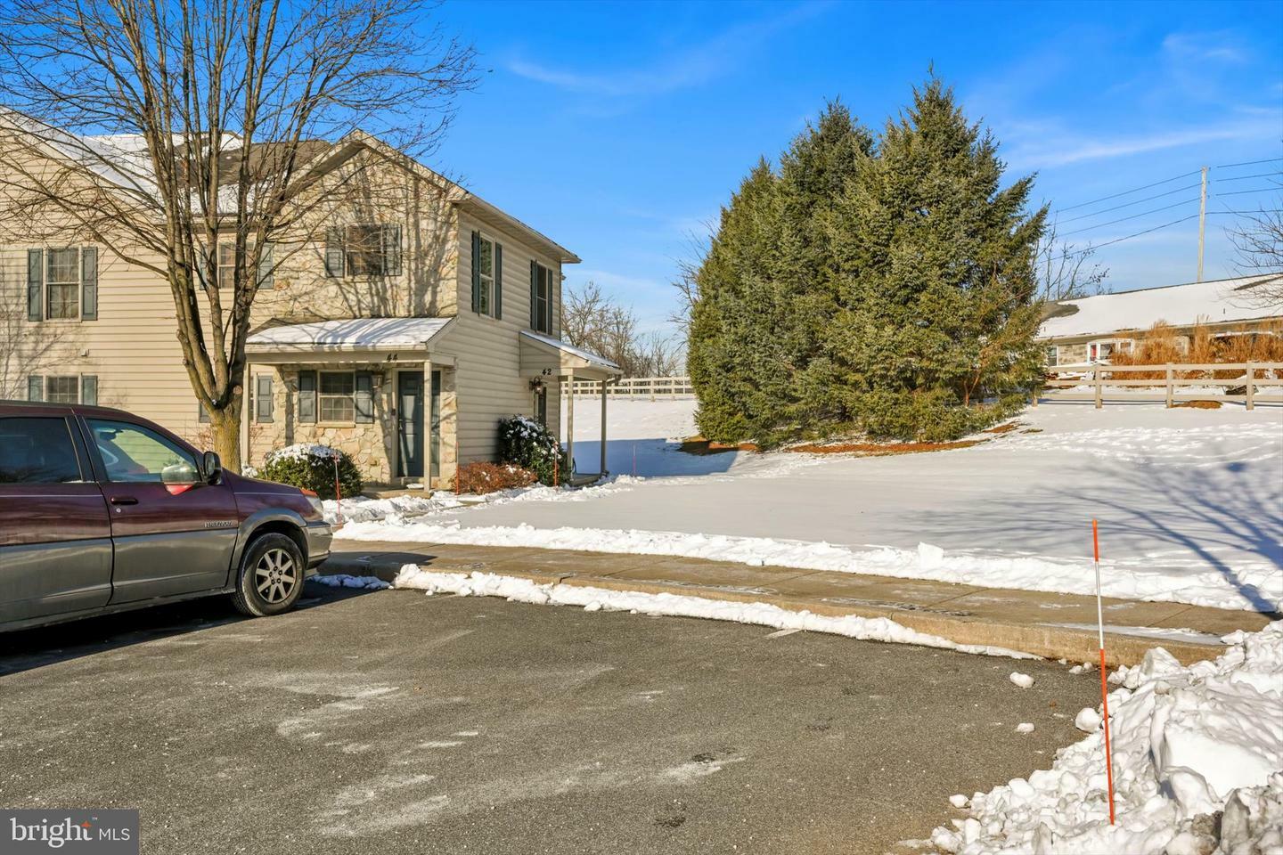 Property Photo: 42 Midway Farms Lane PA 17602