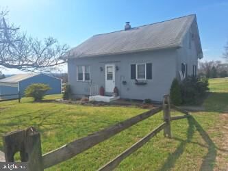Property Photo:  313 Layfield Road  PA 18074