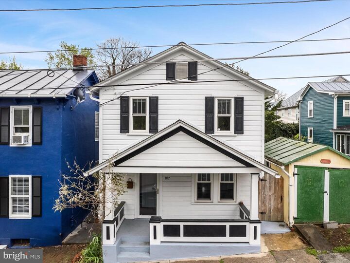 Property Photo: 107 E Monmouth Street VA 22601