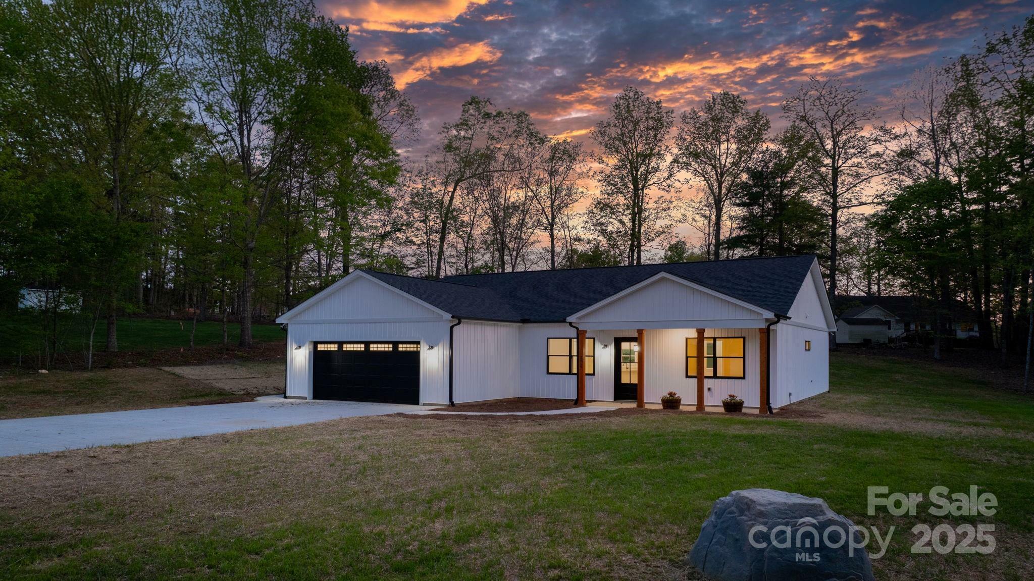 2045 Cordia Circle  Newton NC 28658 photo