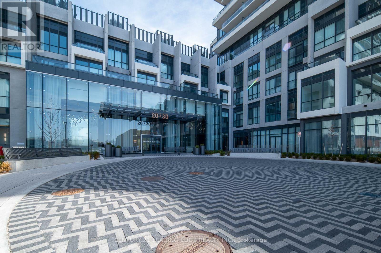 Property Photo: 20 Inn On The Park Drive 2630 ON M3C 0P8