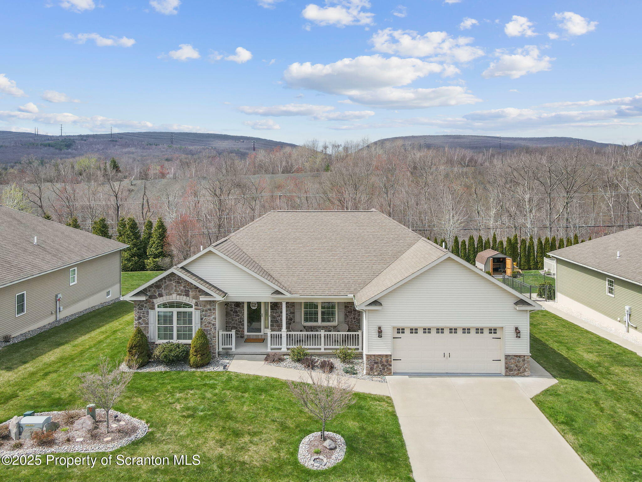 Property Photo: 125 S Cougar Drive L 13 PA 18403