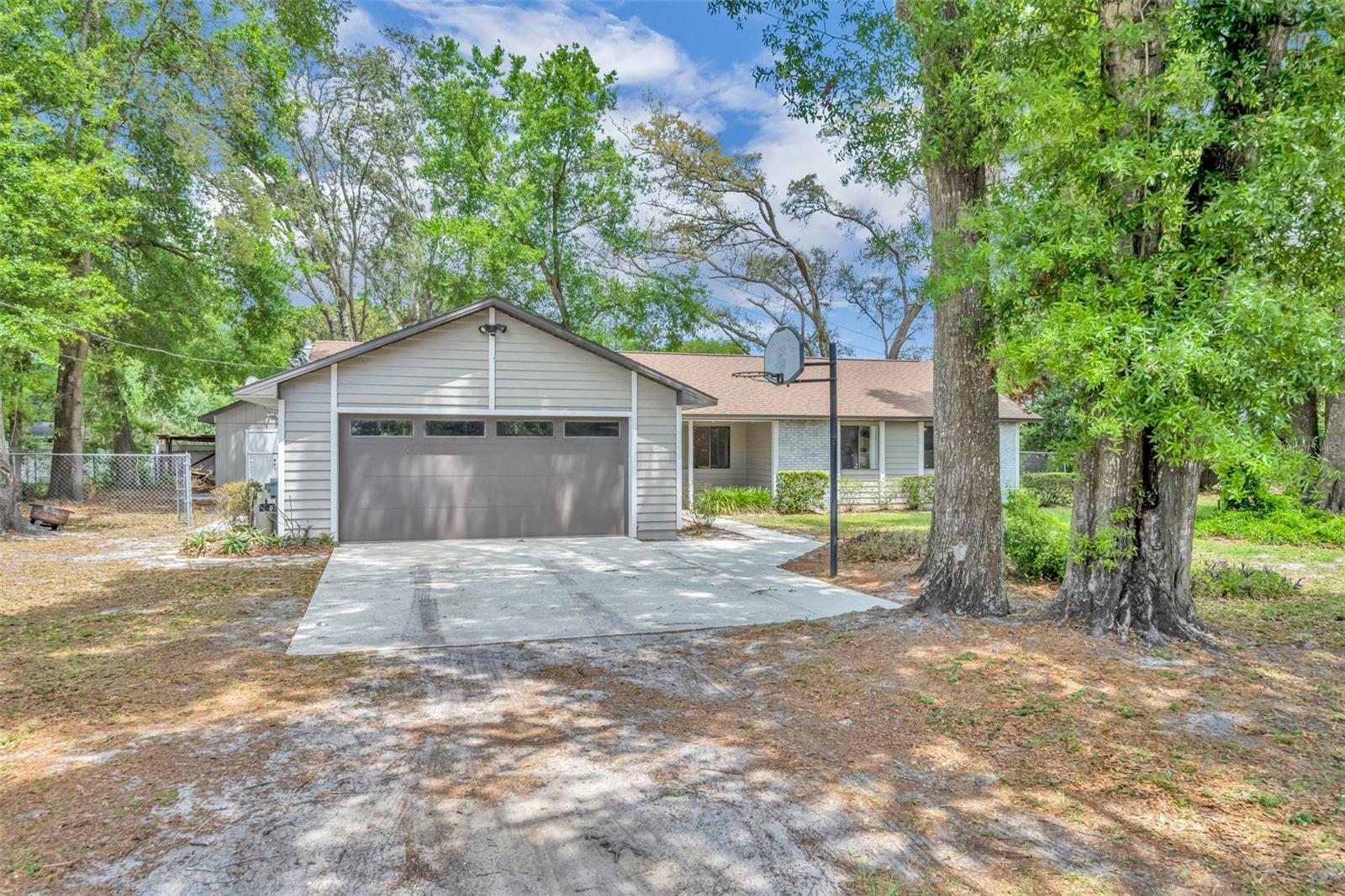 Property Photo:  217 E Hillcrest Street  FL 32701 