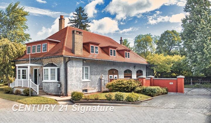 105 Parkwood Court  Bay City MI 48706 photo