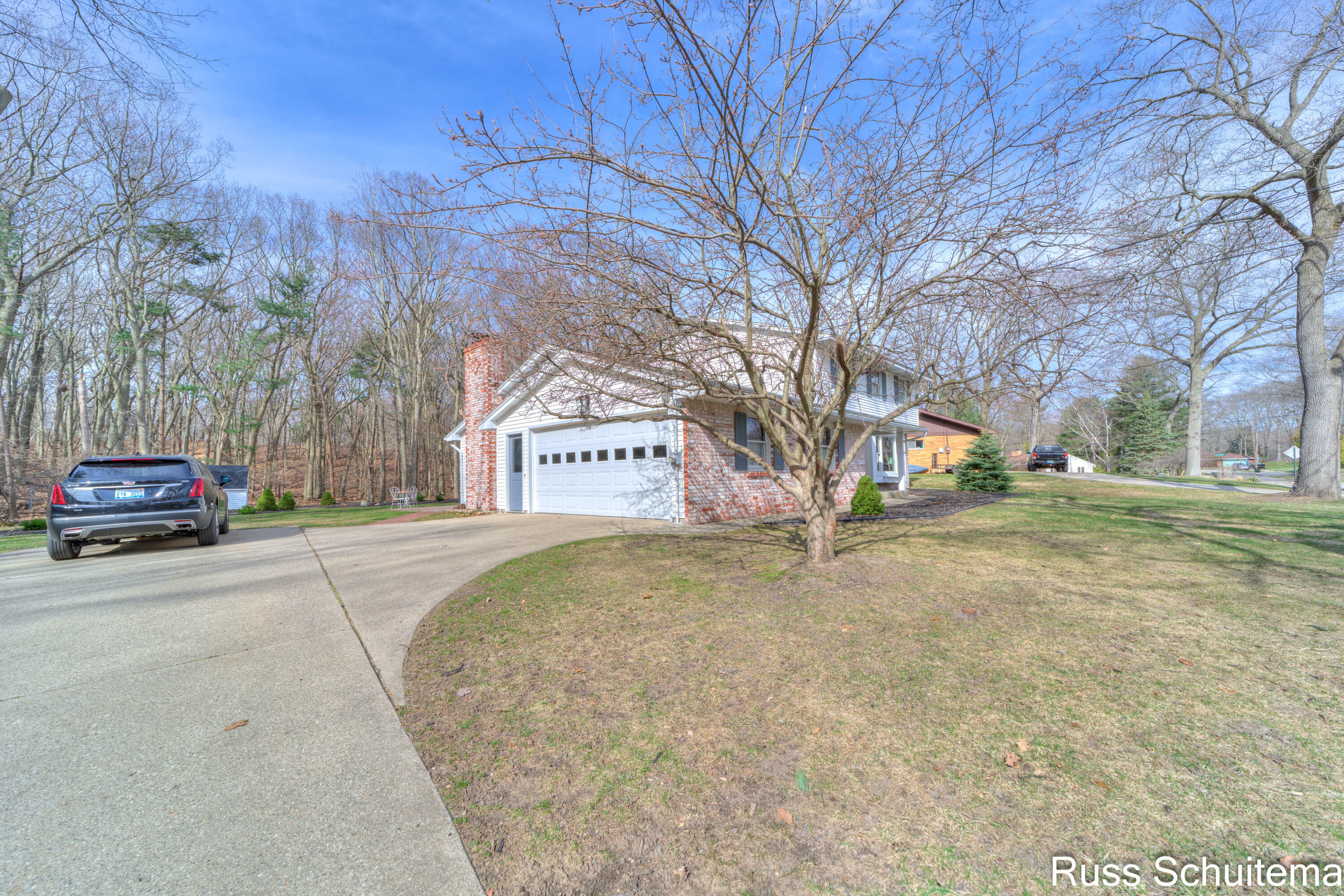Property Photo: 2975 Sherwood Court MI 49441
