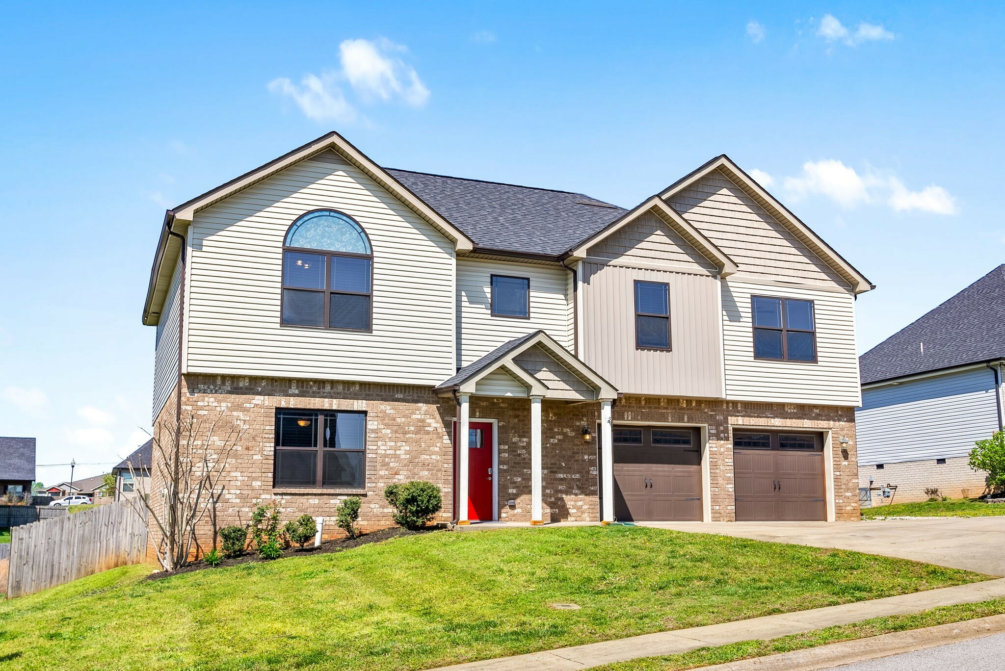 Property Photo: 660 Superior Ln TN 37043