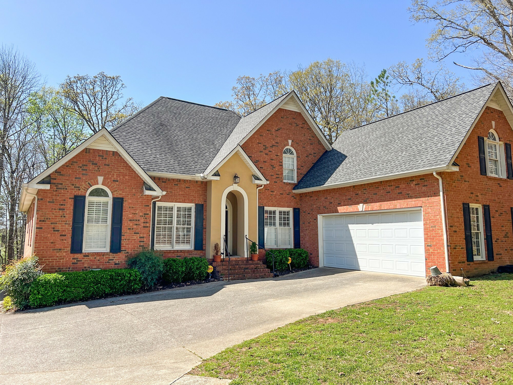 Property Photo: 3422 Red Oak Trl TN 37130