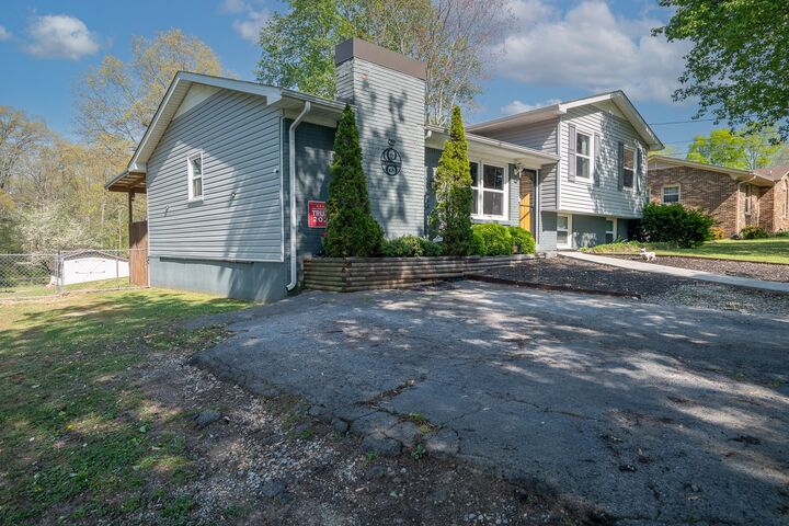 312 Prosser Rd  Lawrenceburg TN 38464 photo