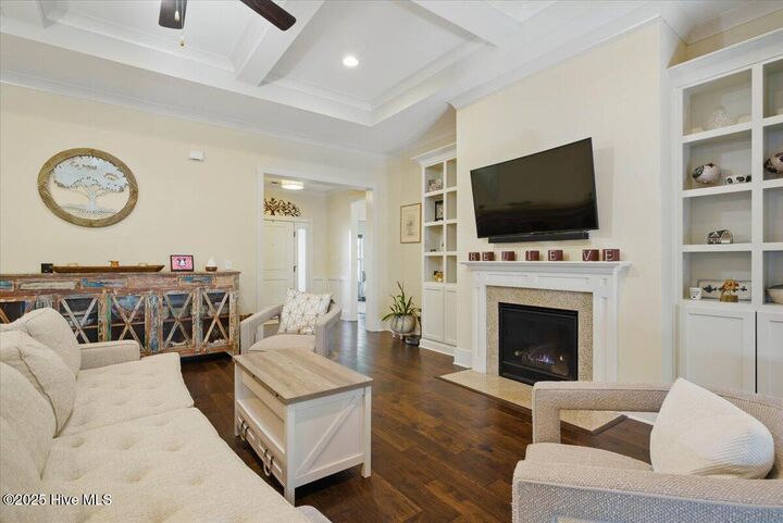 Property Photo: 4865 Sugarberry Drive NC 28470