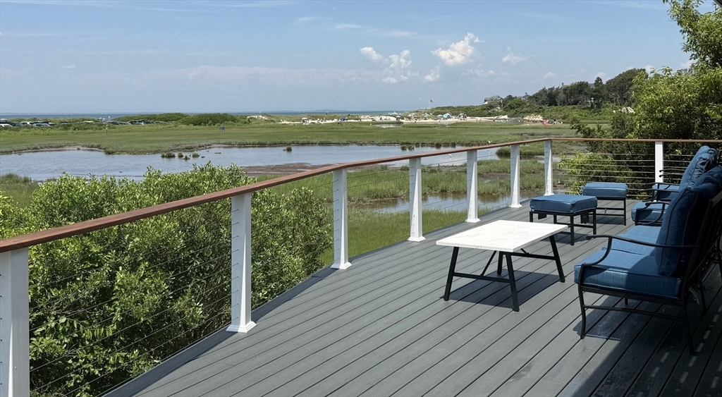 33 Wood Neck Rd  Falmouth MA 02540 photo