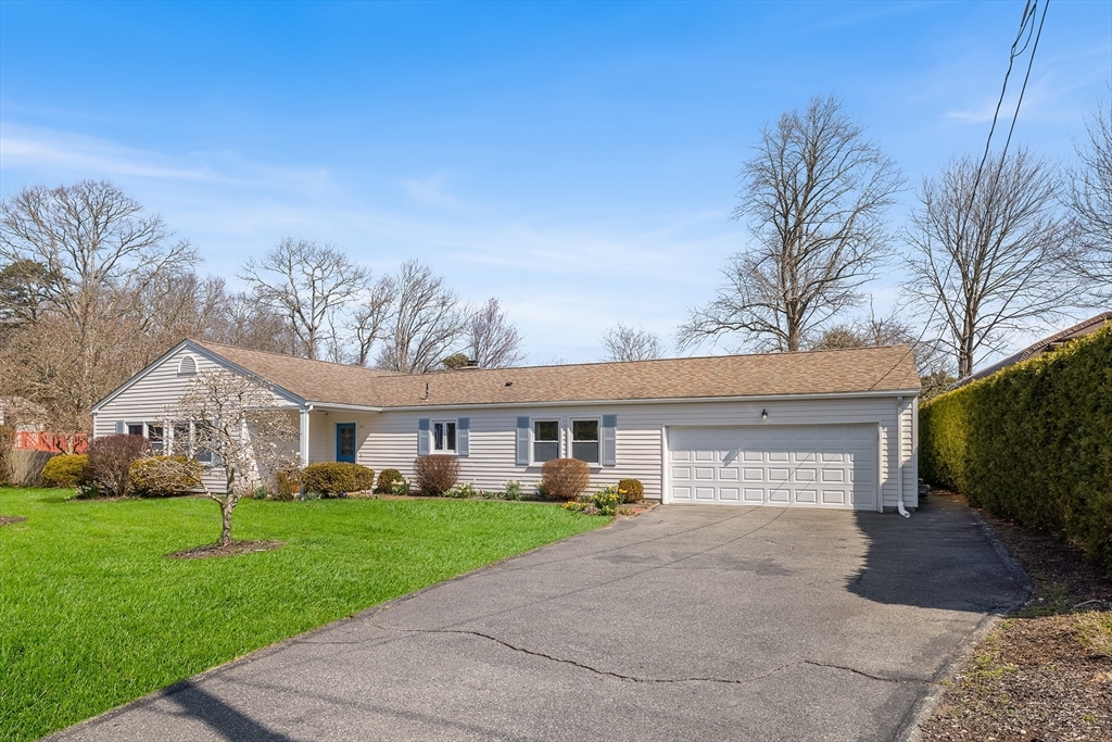 Property Photo: 411 Gulf Rd W MA 02748