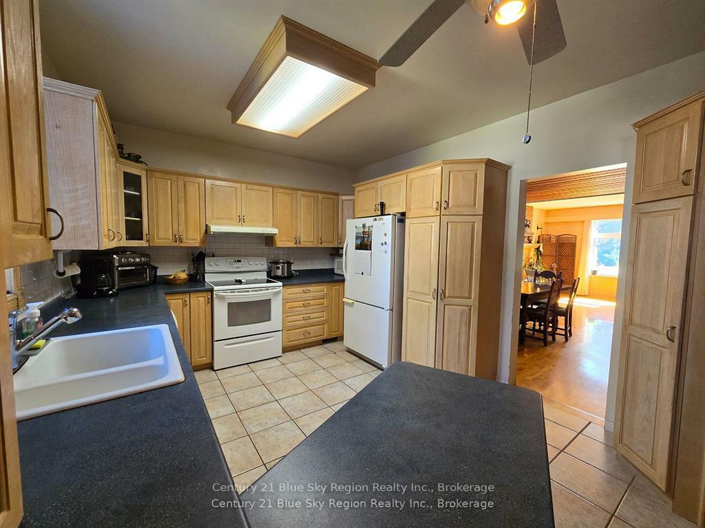 Property Photo: 125 Main Street ON P2B 1N6