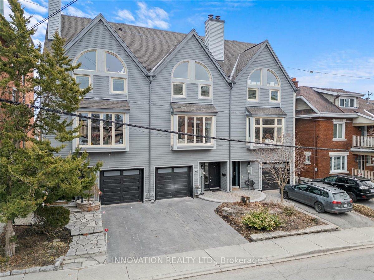 Property Photo: 36 Dufferin Road B ON K1M 2A8