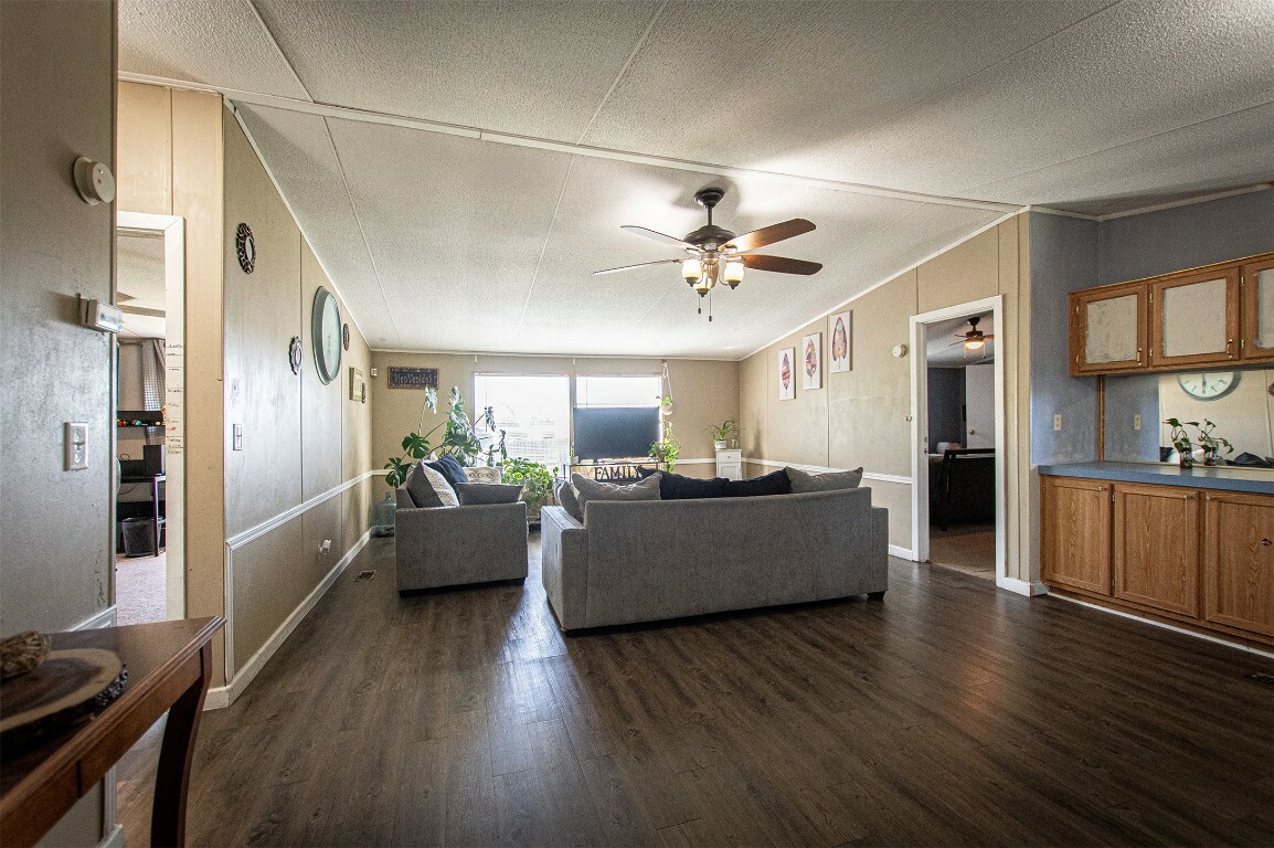 Property Photo: 460 Stag Horn Pass TX 78640