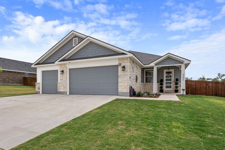 Property Photo:  3203 Pistoia Trail  TX 76502 