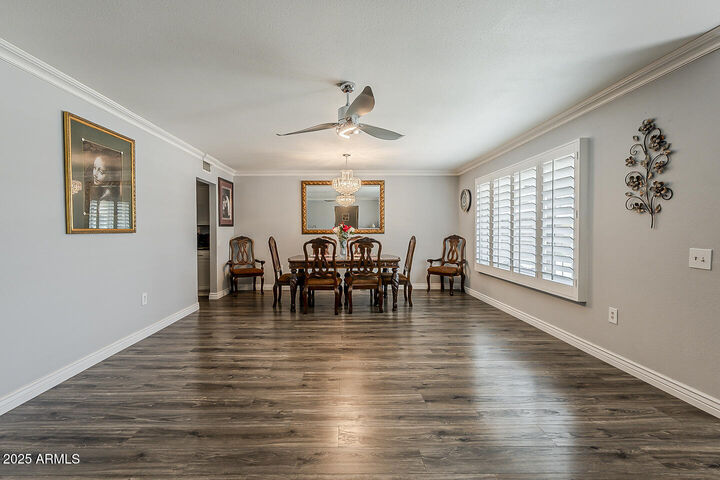 Property Photo: 9703 W Hawthorn Court AZ 85351