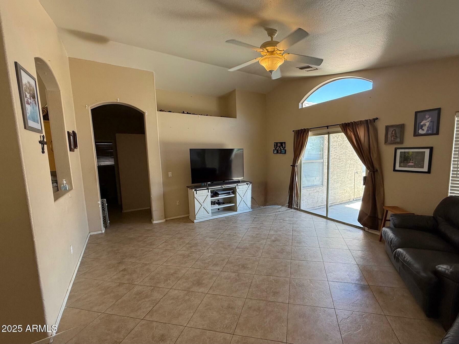 Property Photo: 1612 E Barbarita Avenue AZ 85234