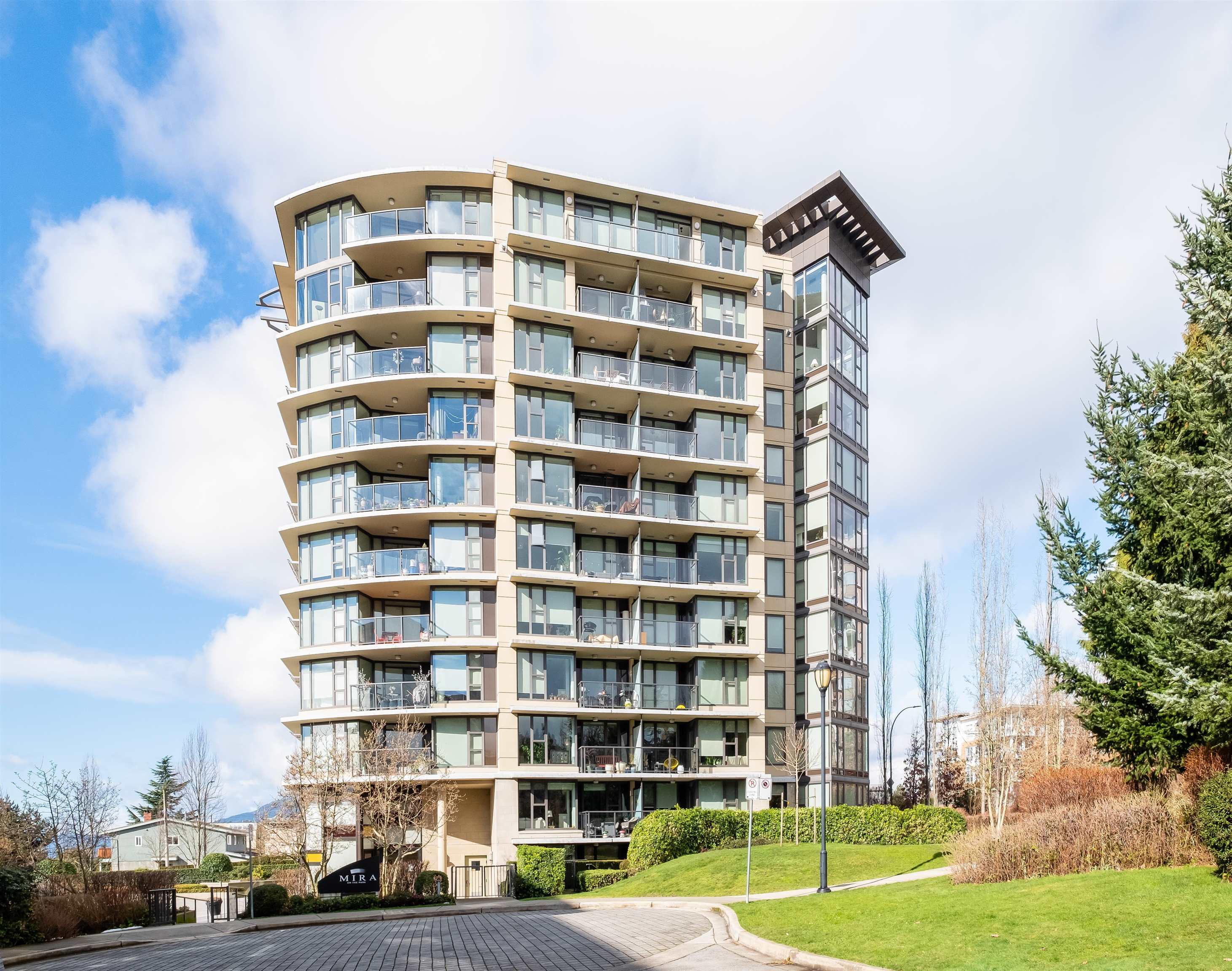 Property Photo: 683 Victoria Park West 501 BC V7M 0A2