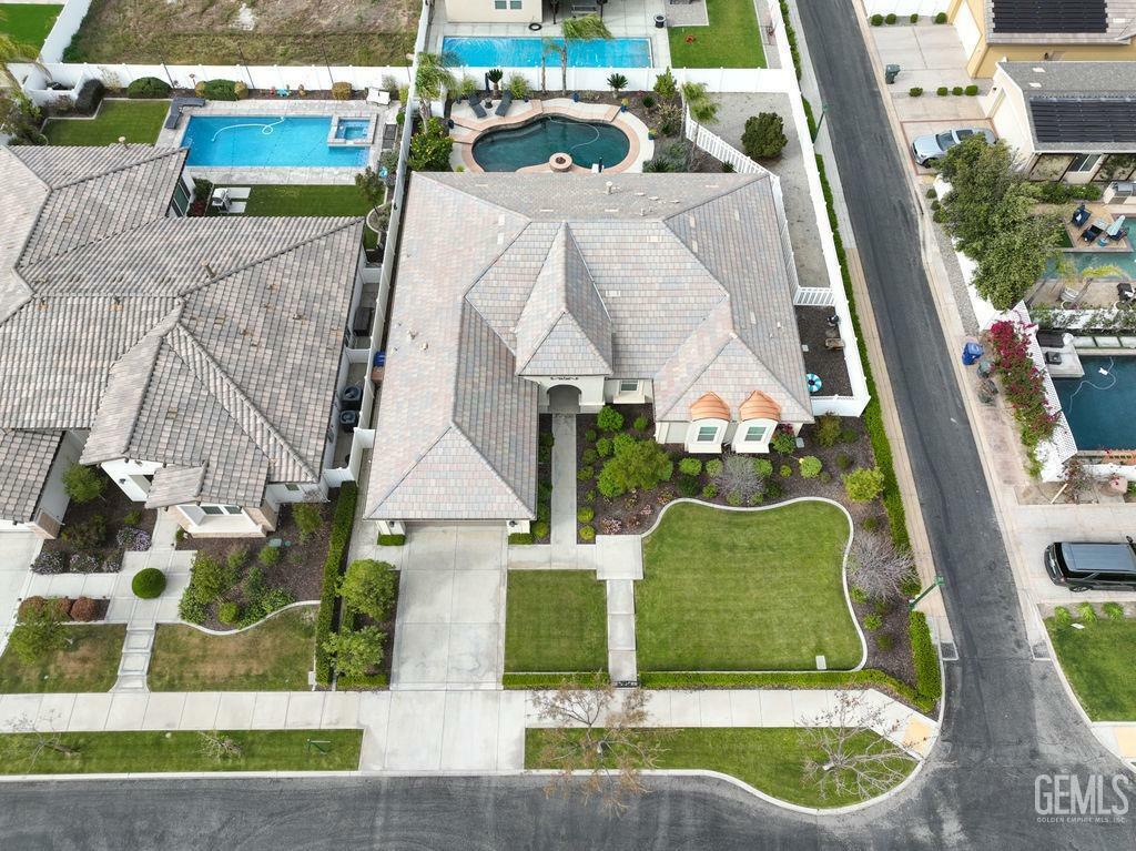 Property Photo: 12604 Lanesfield Drive CA 93311