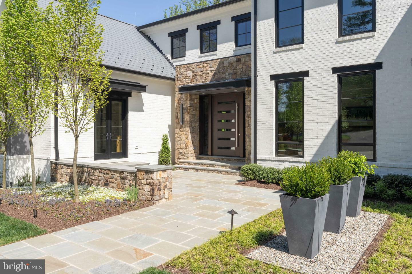 Property Photo: 1011 Langley Hill Drive VA 22101