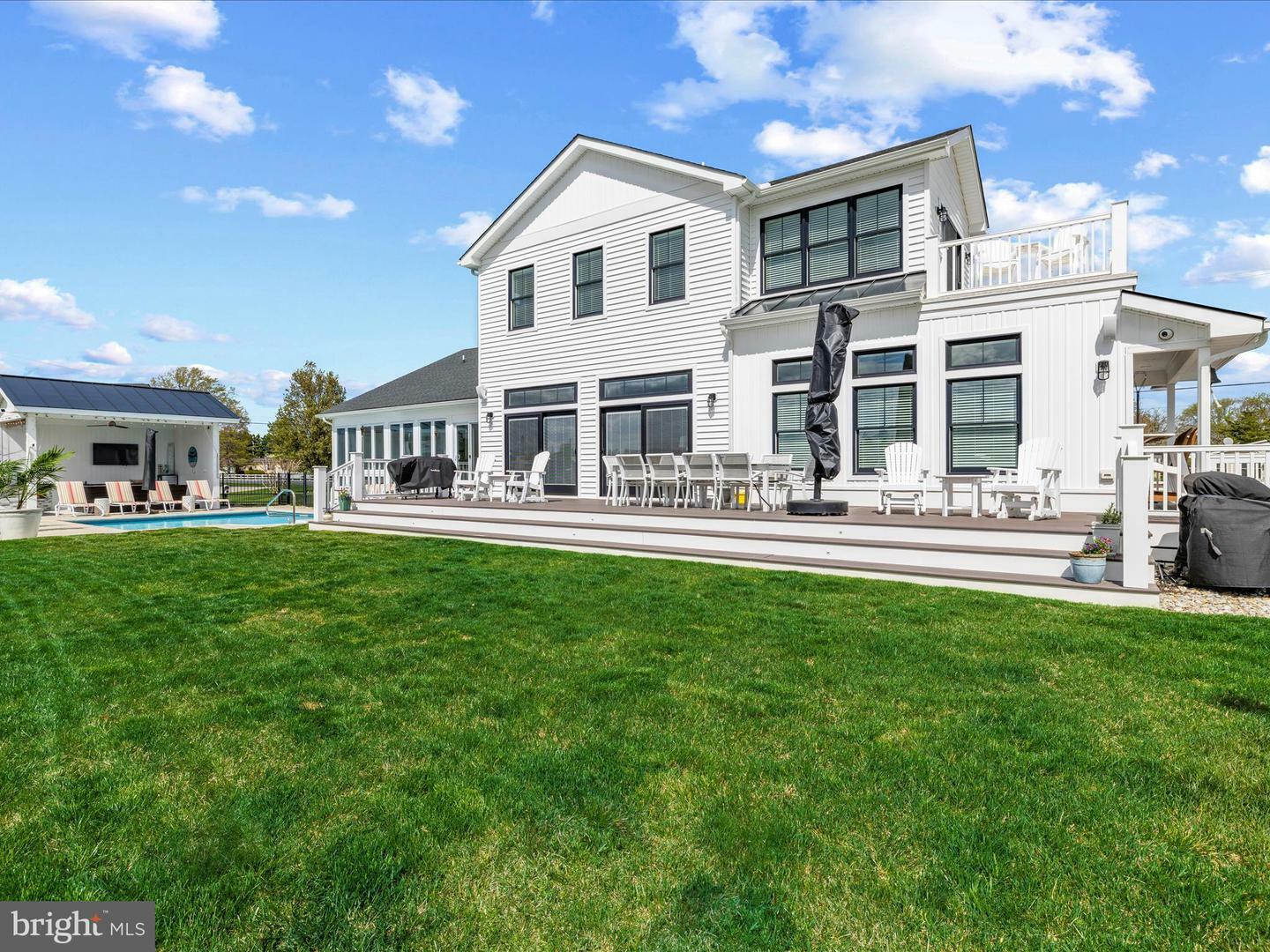 Property Photo: 2 Marshall Road DE 19971