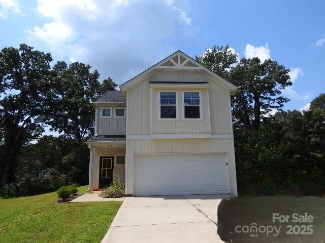 Property Photo:  719 N Kelly Street  NC 28677