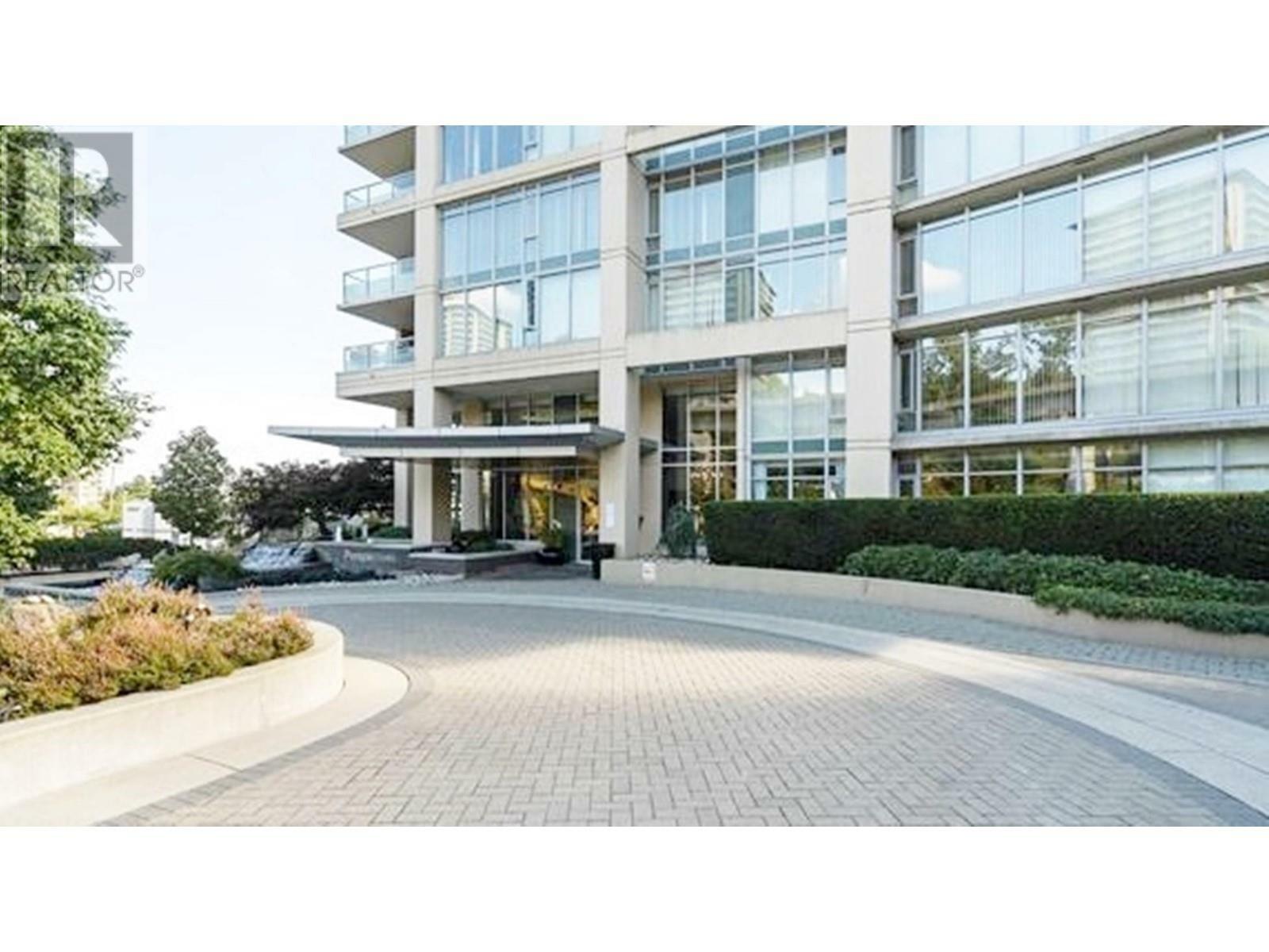 Property Photo: 2133 Douglas Road 502 BC V5C 0E9