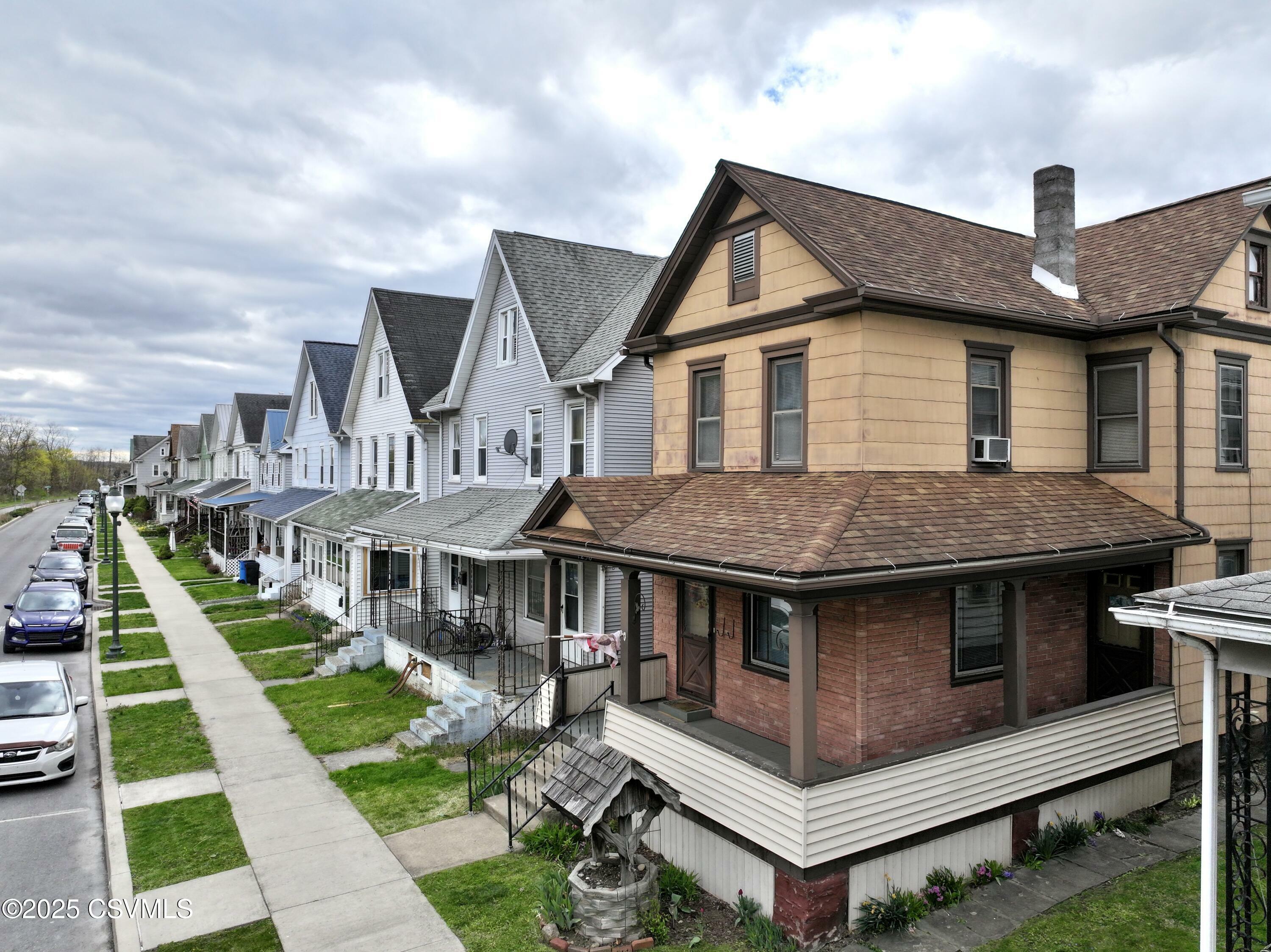 Property Photo: 1250 Wolverton Street PA 17801