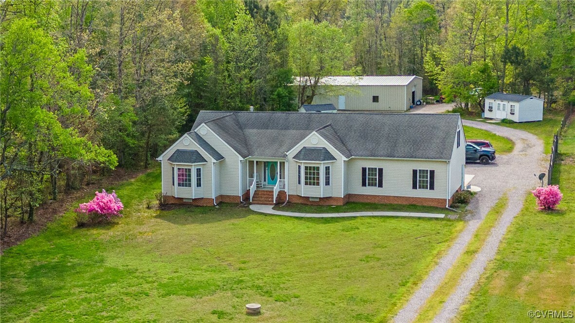 5629 W Quaker Road  Disputanta VA 23842 photo