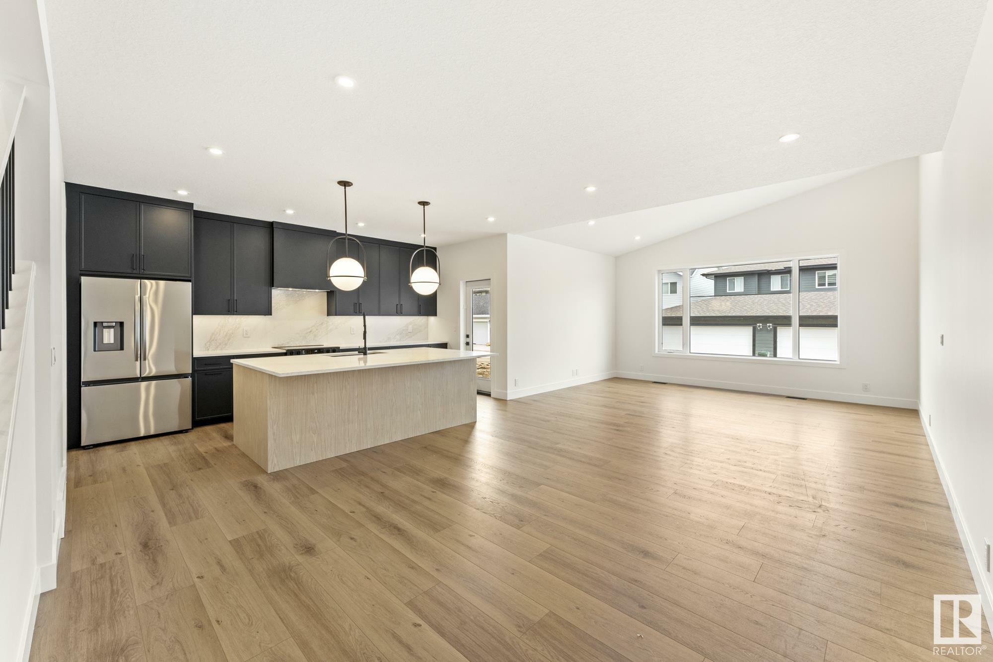 Photo de la propriété: 101 Newbury Ci AB T8B 0E8