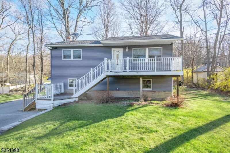 Property Photo: 7 Cardinal Rd NJ 07422