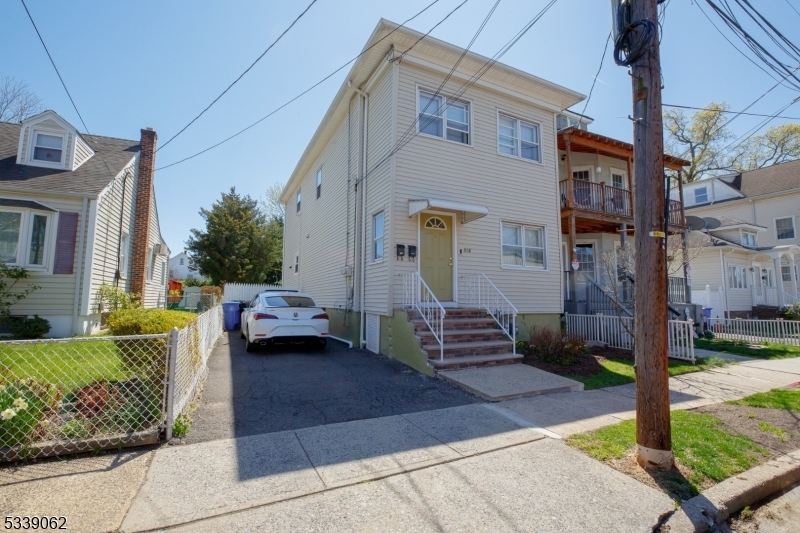 Property Photo: 516 E Blancke St NJ 07036
