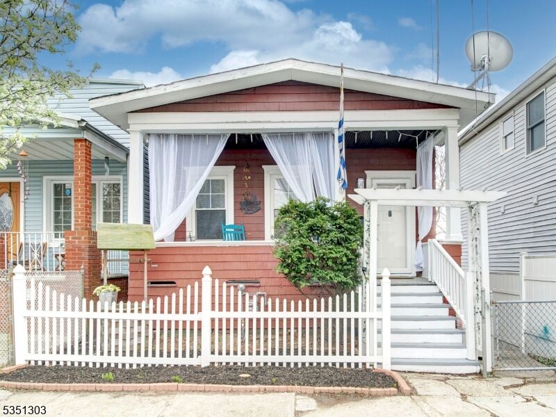 Property Photo: 381 Keene St NJ 08861