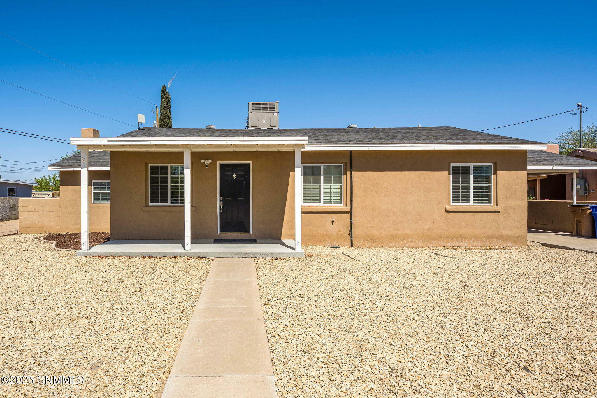 Property Photo: 1795 Alamo Street NM 88001