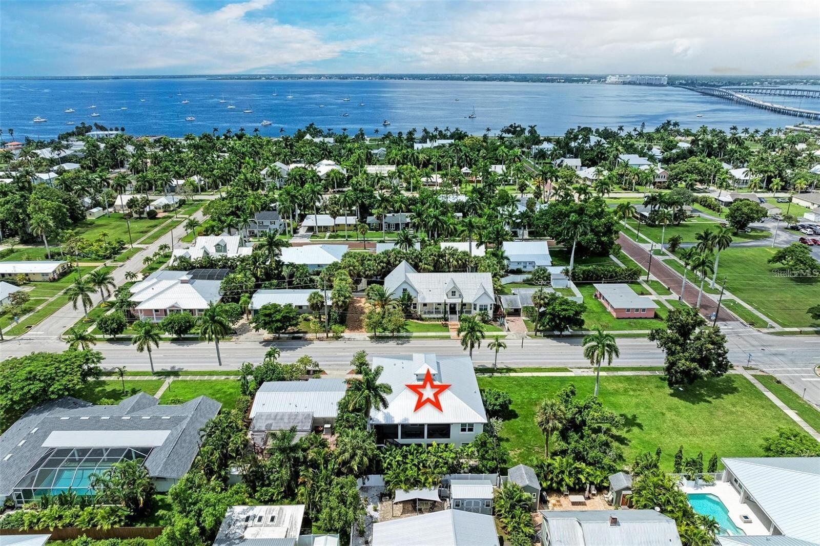 Property Photo:  611 W Olympia Avenue  FL 33950
