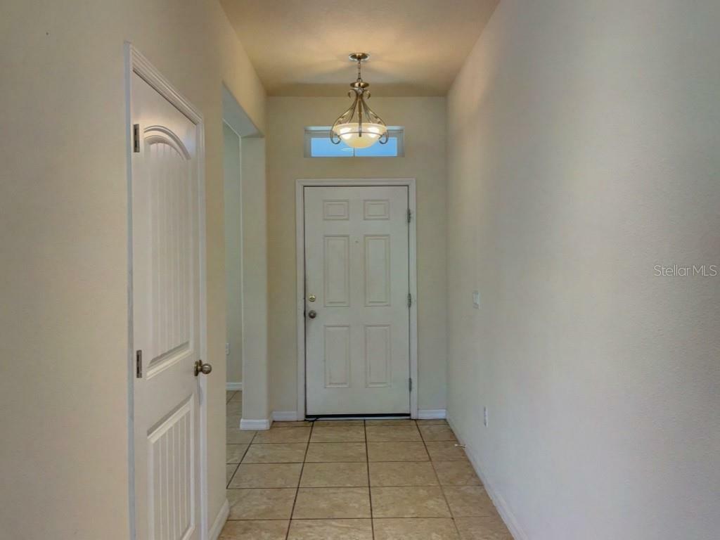 Property Photo: 4058 Brookshire Circle FL 32736