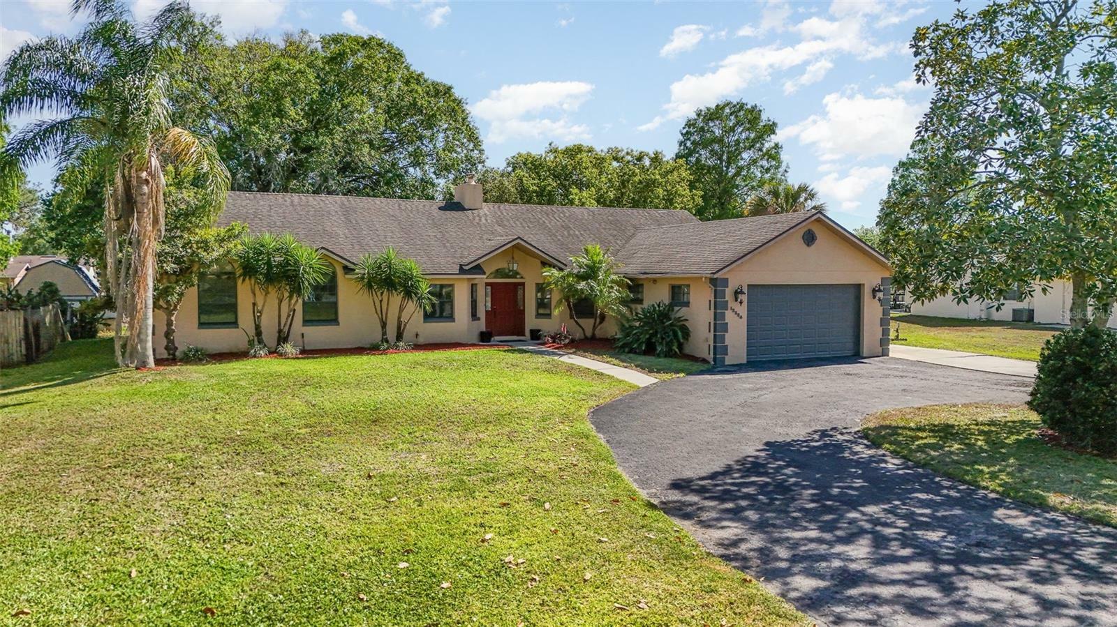 Property Photo: 12504 Blue Heron Way FL 34788