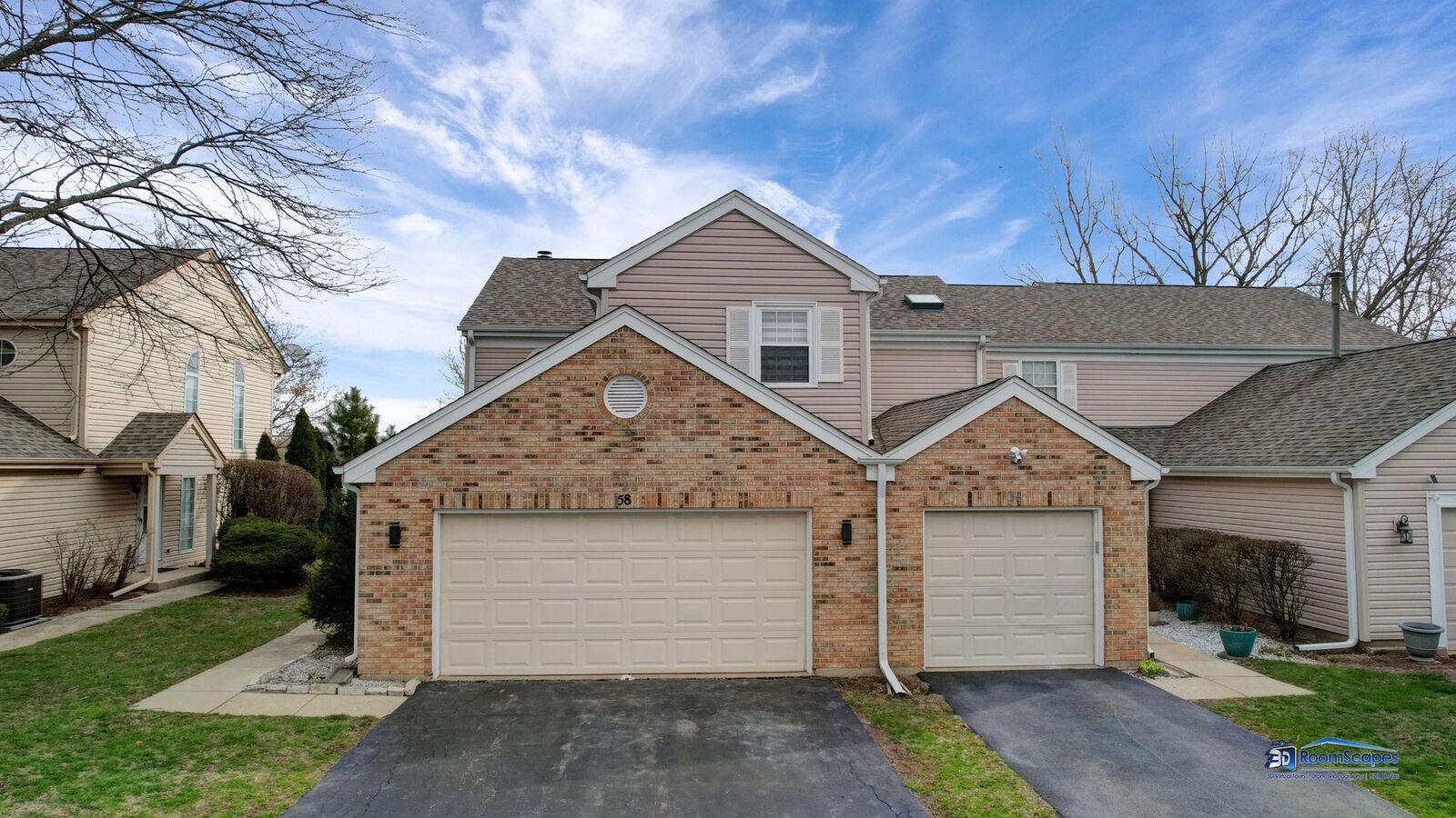 Property Photo: 58 King Drive IL 60107