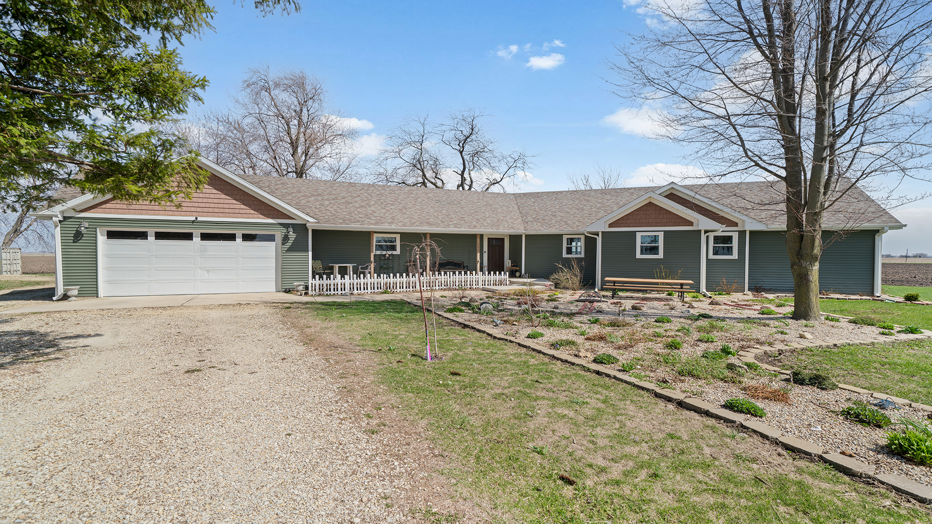 Property Photo: 1912 Melugins Grove Road IL 61068
