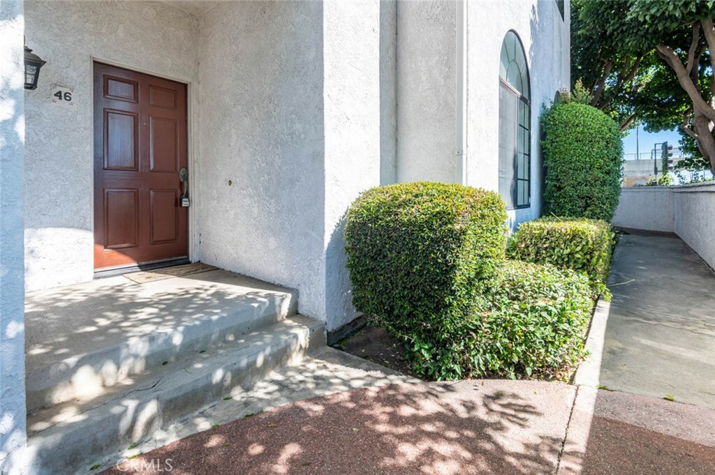 Property Photo: 549 W 220th Street 46 CA 90745