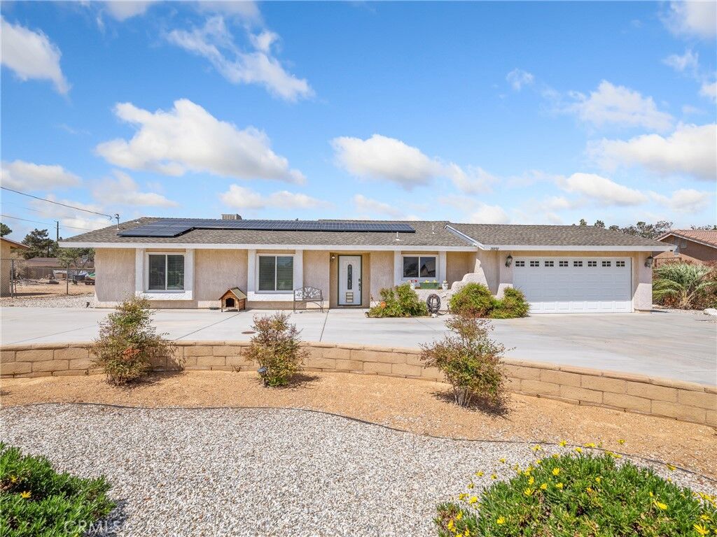 Property Photo: 18890 Madrone Street CA 92345