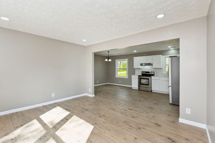 Property Photo:  101 Gardenia St  TN 38474 