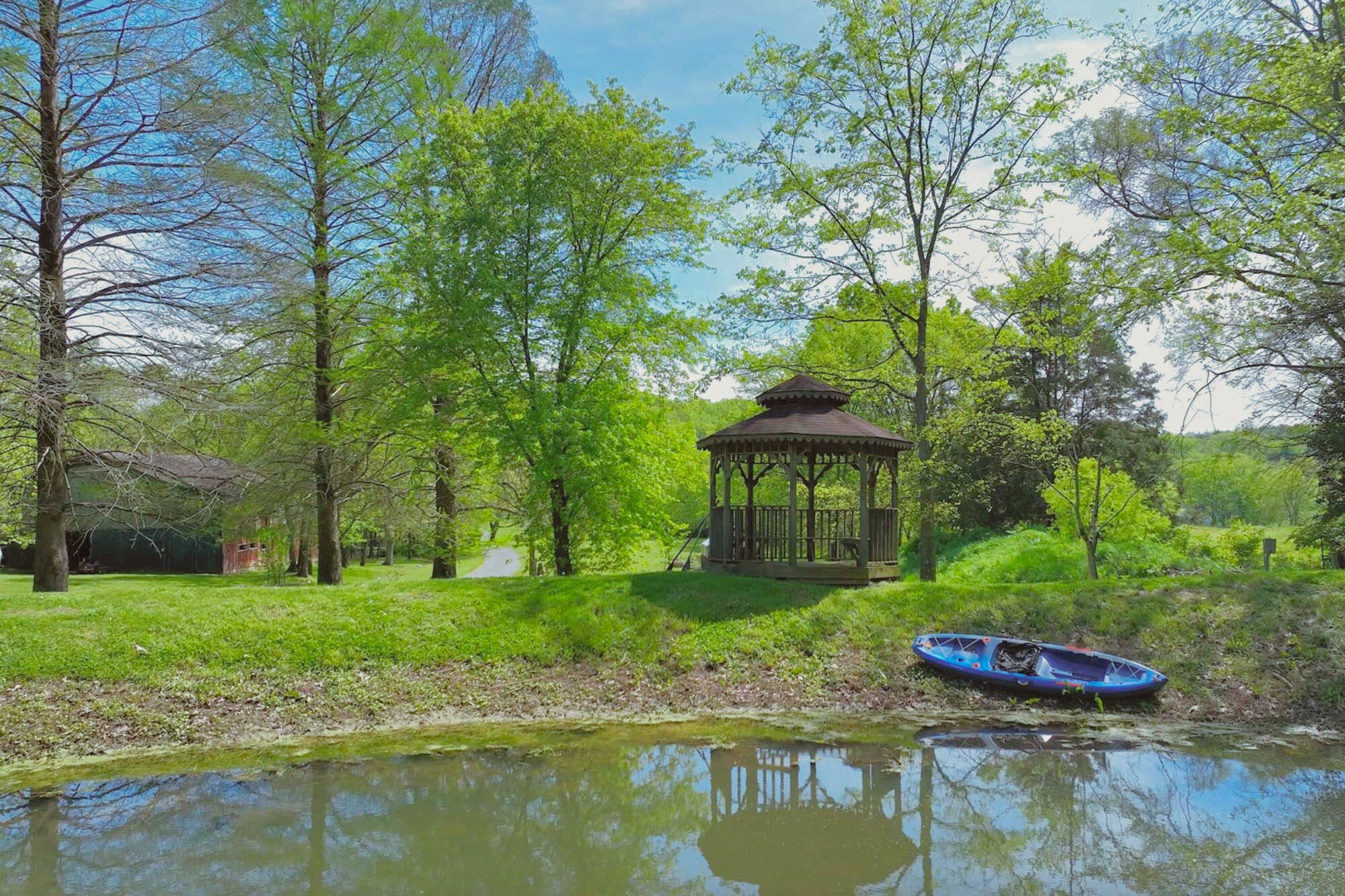 Property Photo: 1768 Long Hollow Pike TN 37066