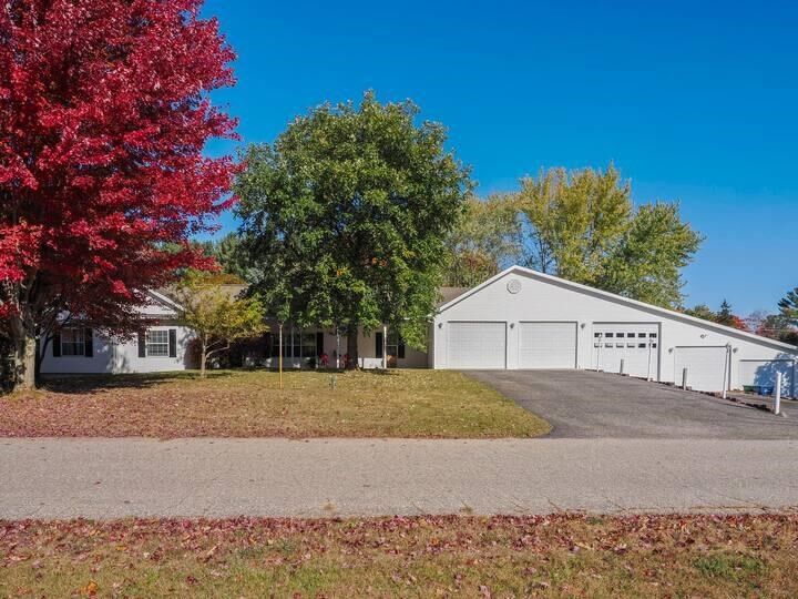 Property Photo:  05095 Castleview Drive  MI 49720 