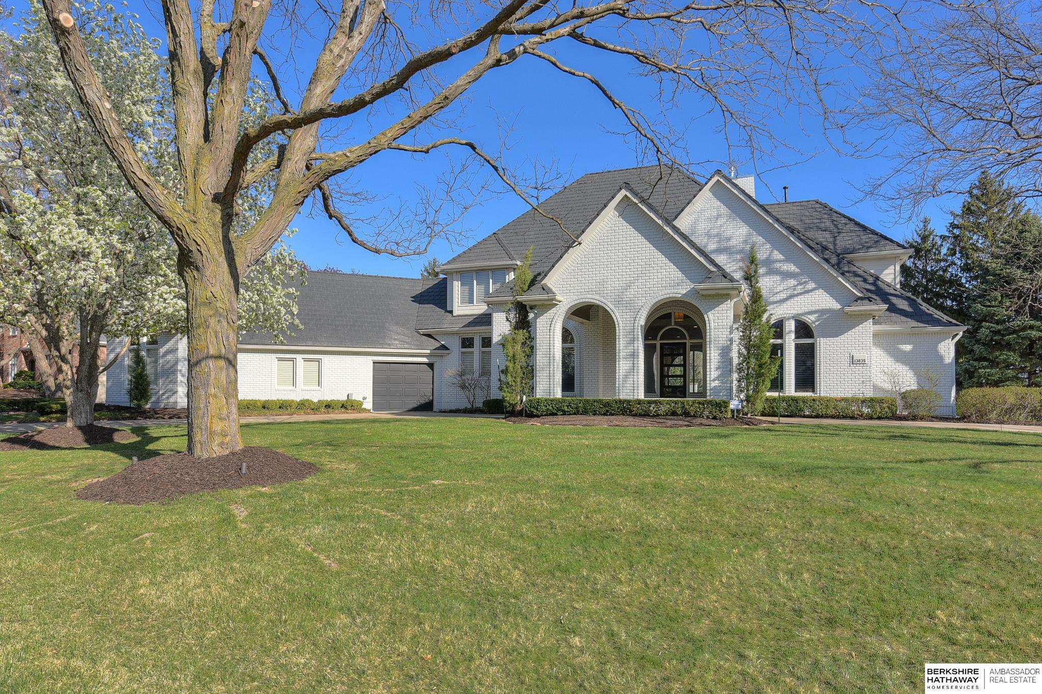 Property Photo: 13835 Hamilton Street NE 68154