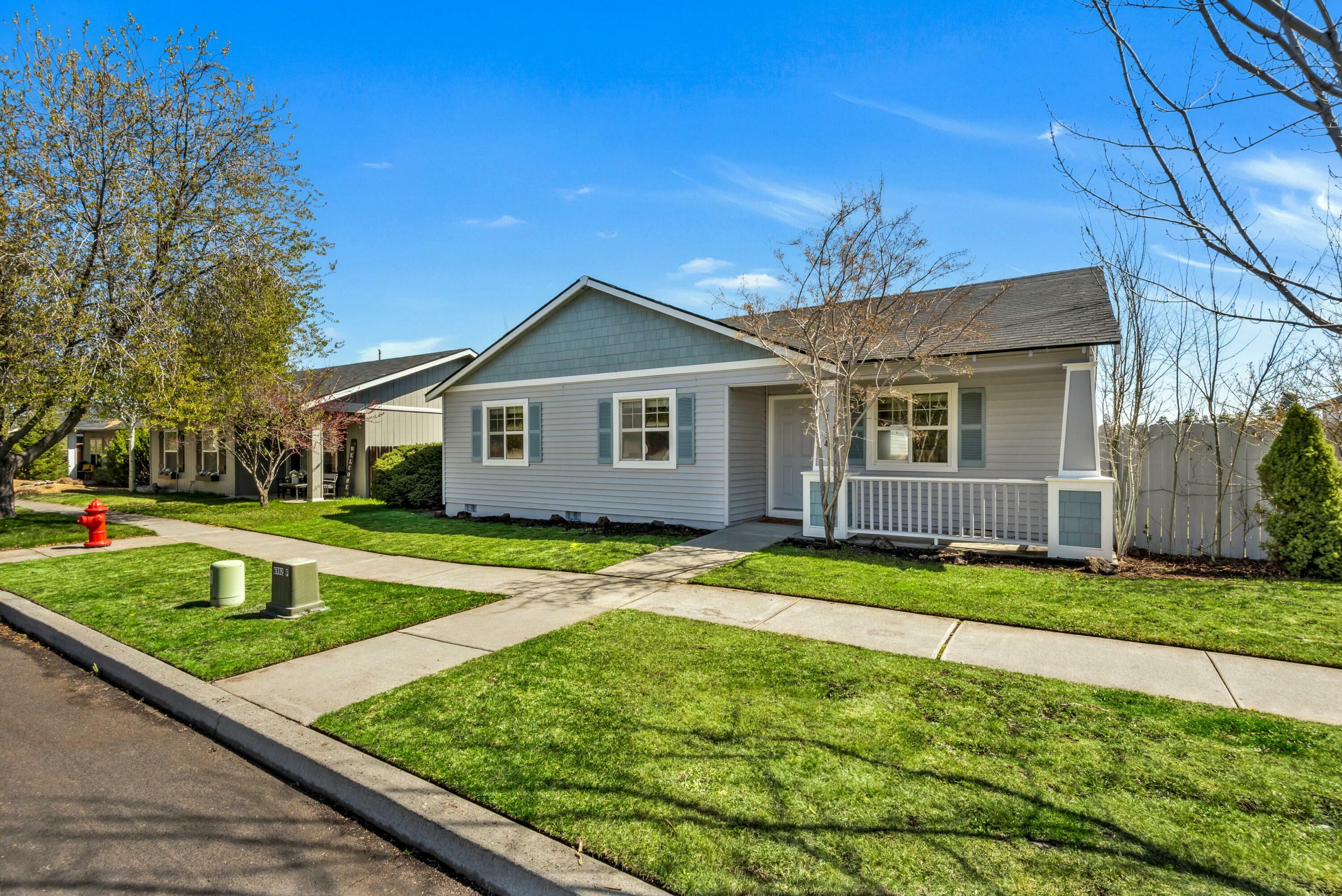 Property Photo: 61134 Brookhollow Drive OR 97702