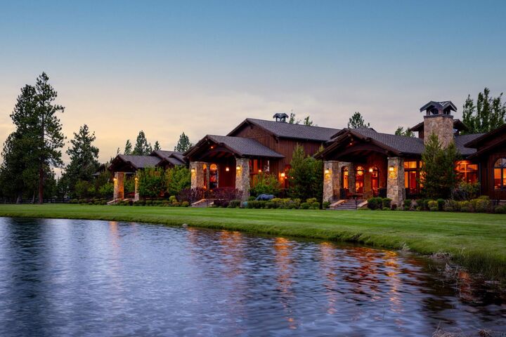 Property Photo: 16400 Jordan Road OR 97759