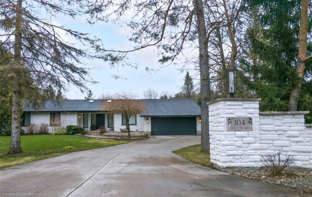 Property Photo: 104 Grandview Drive ON N0B 1N0