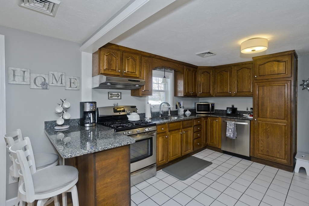 Property Photo: 79 Searles St MA 01020